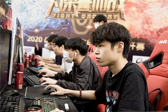 都可能成为 都可能成为