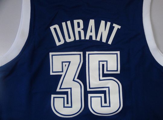 一记远射迫 一记远射迫